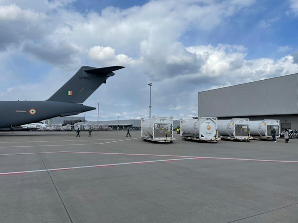 COVID-19 crisis: Indian Air Force airlifts cryogenic oxygen containers from Germany, UK