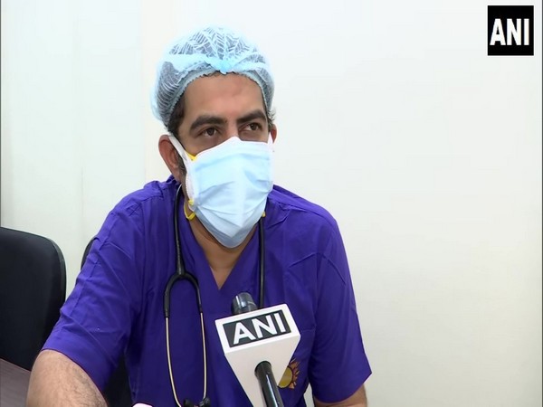 Pune doctor continues to serve coronavirus patients despite his father's death to COVID-19