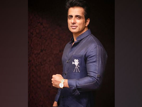 Sonu Sood gets critically ill COVID patient airlifted from Jhansi to Hyderabad