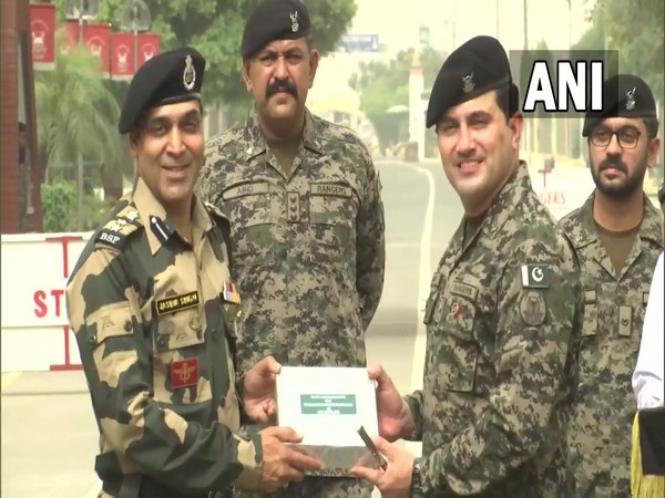 BSF, Pakistan Rangers exchange Eid greeting at JCP Attari border