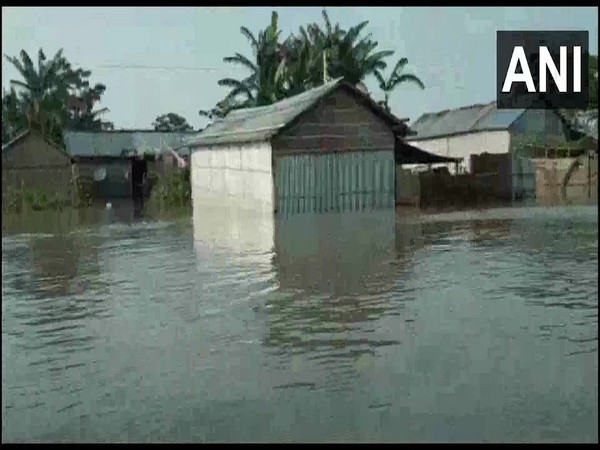 Assam floods claim 5 more lives; around 40 lakh hit in 27 districts