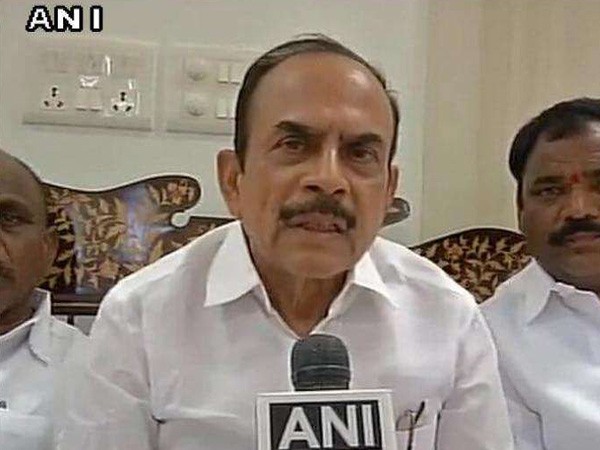 Telangana State Home Minister discharged from hospital after COVID-19 treatment