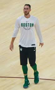 Celtics' Hayward will leave NBA bubble for baby's birth