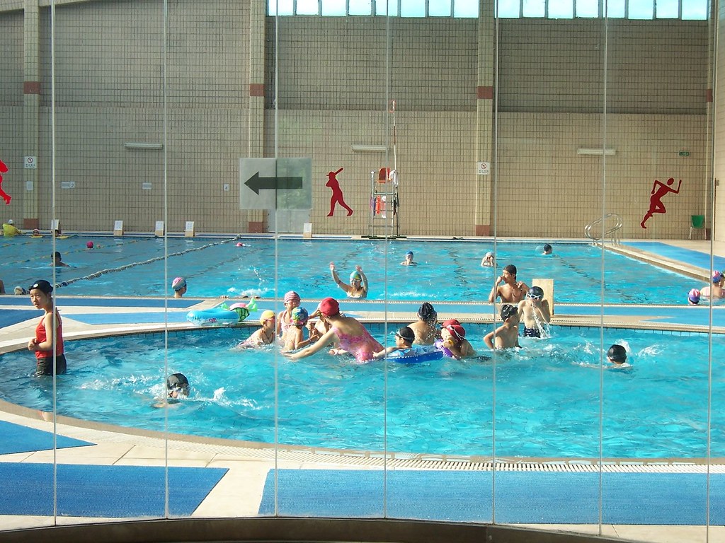 38 fell sick in Beijing after chlorine leak in swimming pool