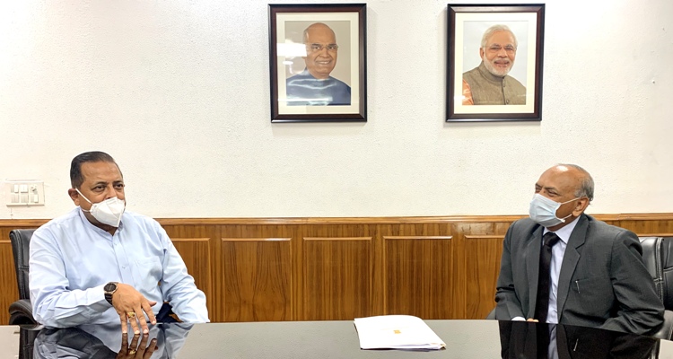 Ladakh LG Mathur and Dr Jitendra Singh discuss Civil Services related issues 