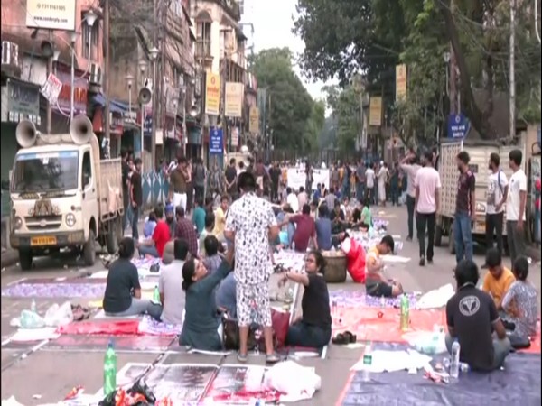 Kolkata Doctors Continue Protest Amid RG Kar Medical College Controversy