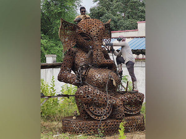 Railway Workers Craft 12-Foot Ganesha Idol From Scrap Metal At Wagon Repair Shop