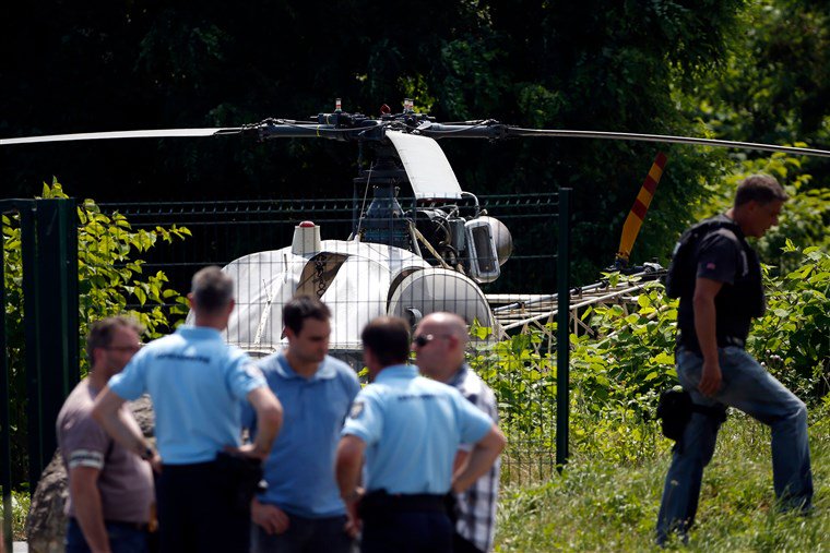 French police recapture "jailbreak king" after months on the run (UPDATE 1)