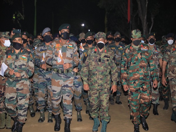 Indian Army contingent reaches Sri Lanka to participate in Exercise Mitra Shakti 21