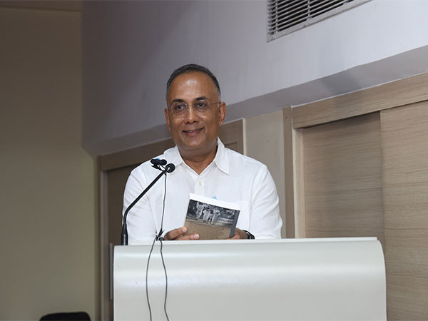 Karnataka Health Minister Criticizes Savarkar's Ideology at Book Launch