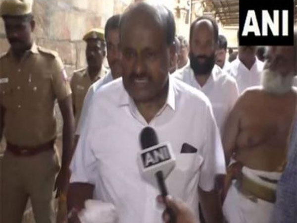 Kumaraswamy Challenges Siddaramaiah Over MUDA Case and Government Achievements