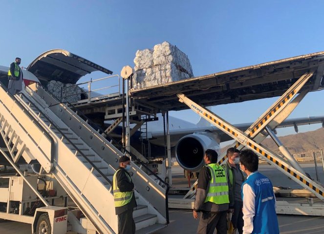 UNHCR-chartered plane carrying winter relief arrives in Kabul