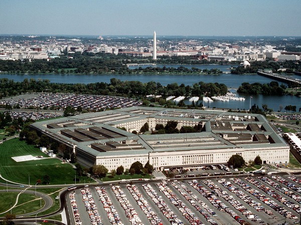 Pentagon boosts housing money for troops, as hunger persists