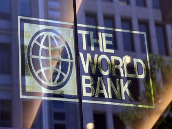 World Bank Predicts Continued Decline in Global Commodity Prices