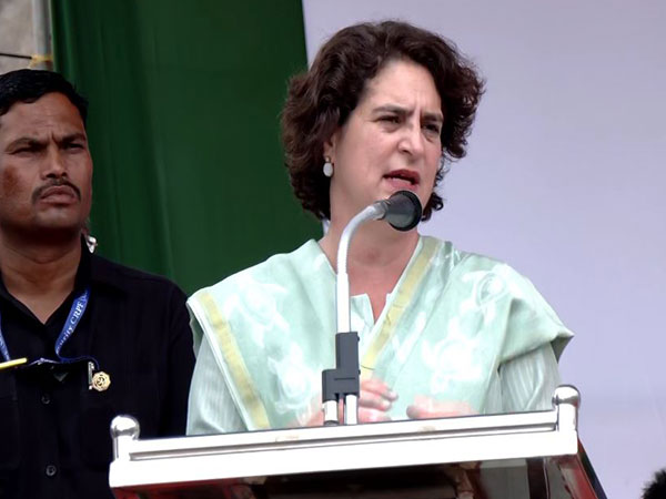 Priyanka Gandhi Hits Out at Modi Government in Wayanad Rally