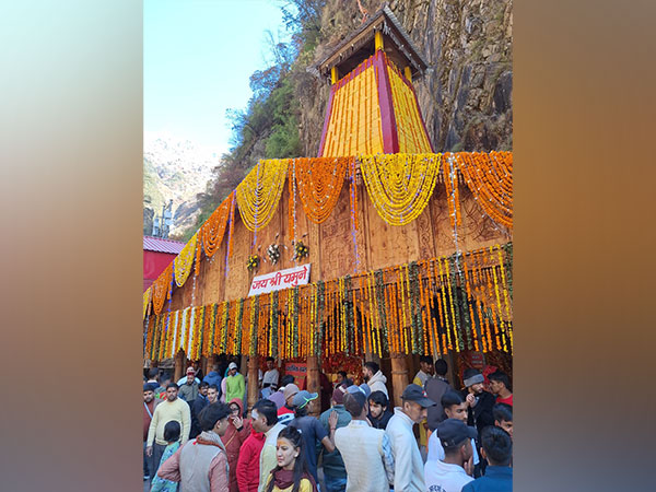 Sacred Doors Close for Winter: Yamunotri and Kedarnath Dham