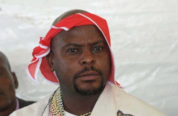 Govt issues certificate of recognition to Kumkani Siqcau as King of AmaMpondo