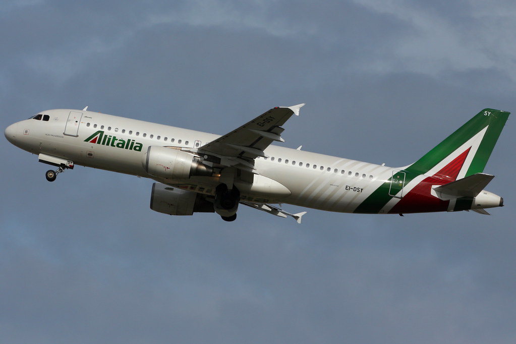 FOCUS-A new Onassis? Italy's sea captain swoops on reborn Alitalia