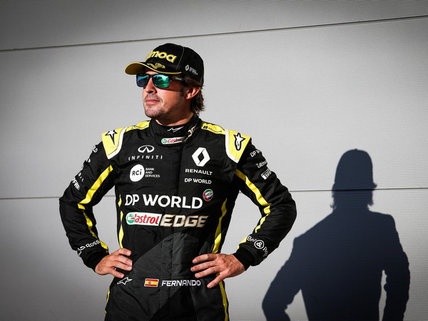 Motor racing-Alonso targets top five in front of his Spanish home fans
