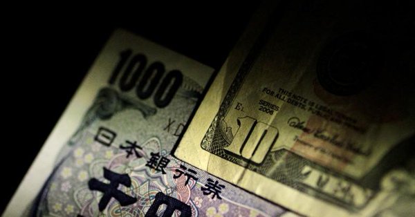 FOREX-Yen slips on U.S.-China trade hopes, still headed for best week in 11 months