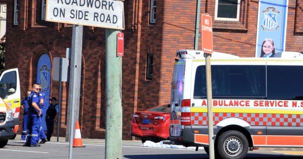 Knifeman goes on Sydney bumper car rampage before killing himself