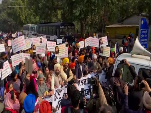 Sikh protesters outside Pakistan embassy, say attack on place of worship will not be tolerated