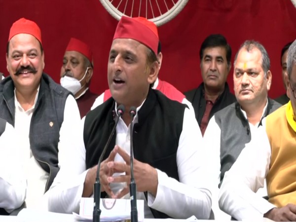 Lord Krishna comes to my dream every night, tells me our party is going to form govt, says Akhilesh Yadav