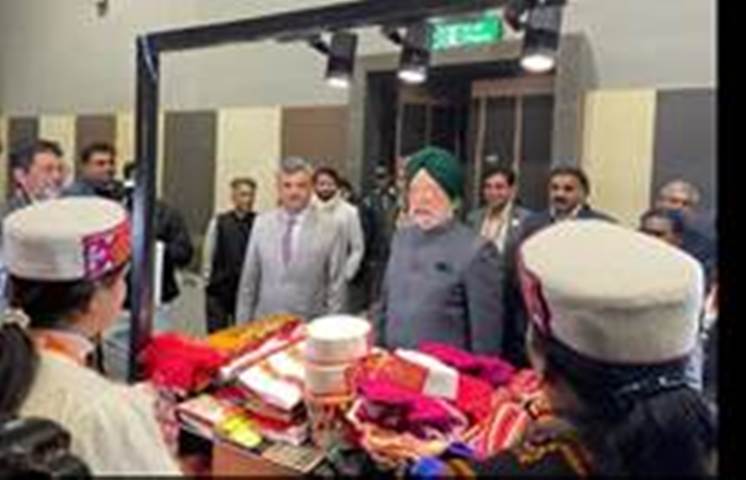 Hardeep Puri inaugurates ‘URBAN SQUARE’ exhibition showing urban experience with diverse spectrum of products