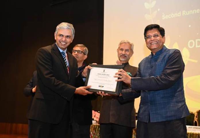 Dr. S. Jaishankar and Piyush Goyal give National One District One Product Awards 2023
