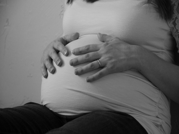 Study sheds light on critical windows in pregnancy for COVID-19 vaccination
