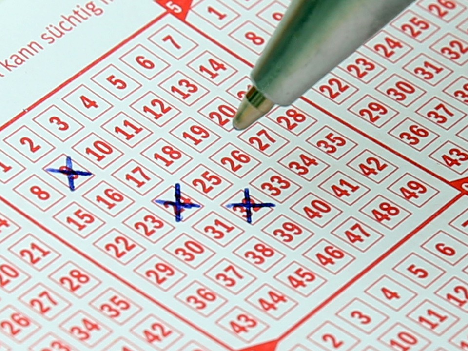 Winning lottery ticket for $1 billion Mega Millions jackpot was sold in Michigan