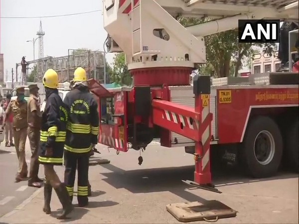 TN Fire Service conducts disinfection drive at Chennai Royapettah General Hospital