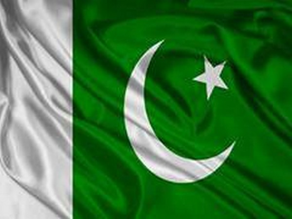 Pakistan's Punjab Governor Sarwar humiliates his nation in US