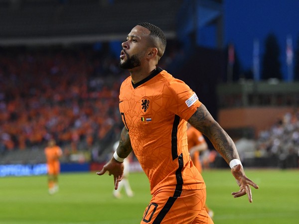 Memphis Depay Joins Corinthians in Lucrative Two-Year Deal