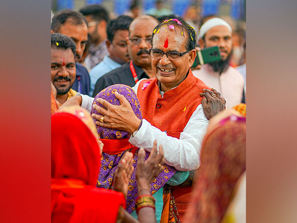 LS Polls 2024:BJP's Shivraj Singh Chouhan leads from Vidisha with over 3 lakh votes 