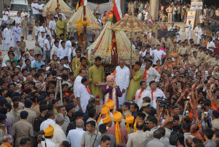 PM Modi conveys best wishes to everyone on occasion of Rath Yatra
