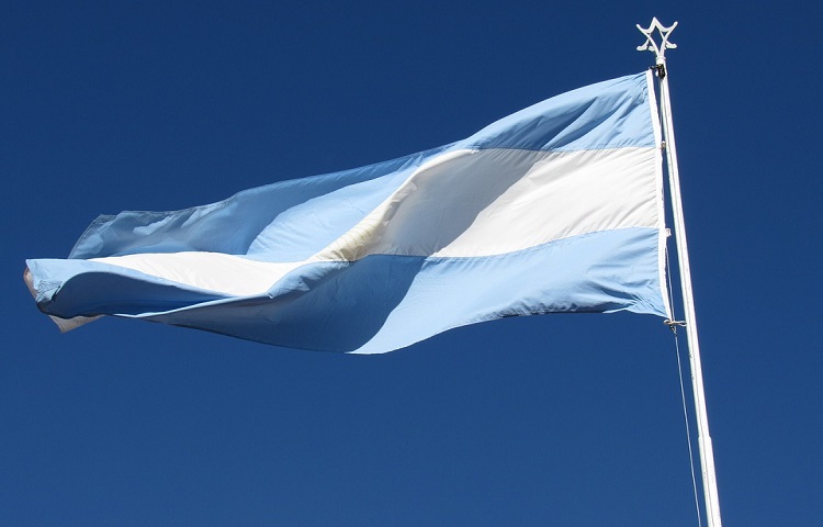 Argentina: Senate passes 2019 budget, tax increases to boost economy