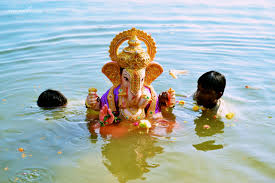 Ganesh festival: Nearly 8,000 idols immersed by 6pm across Mumbai; teen boy dies at Juhu beach