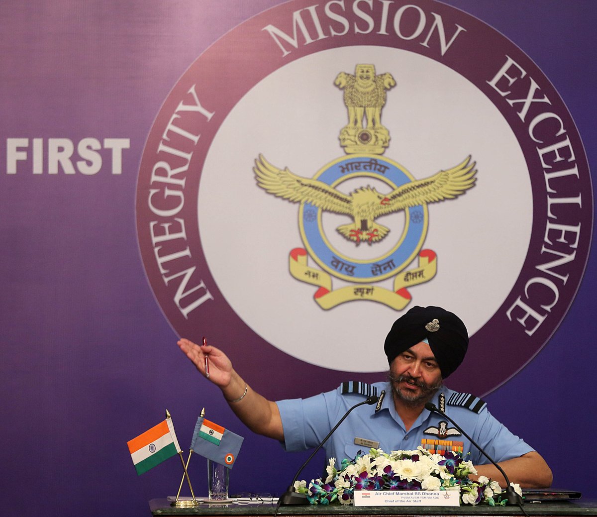 Marshal Dhanoa defends Centre over Rafale deal; welcomes SC ruling
