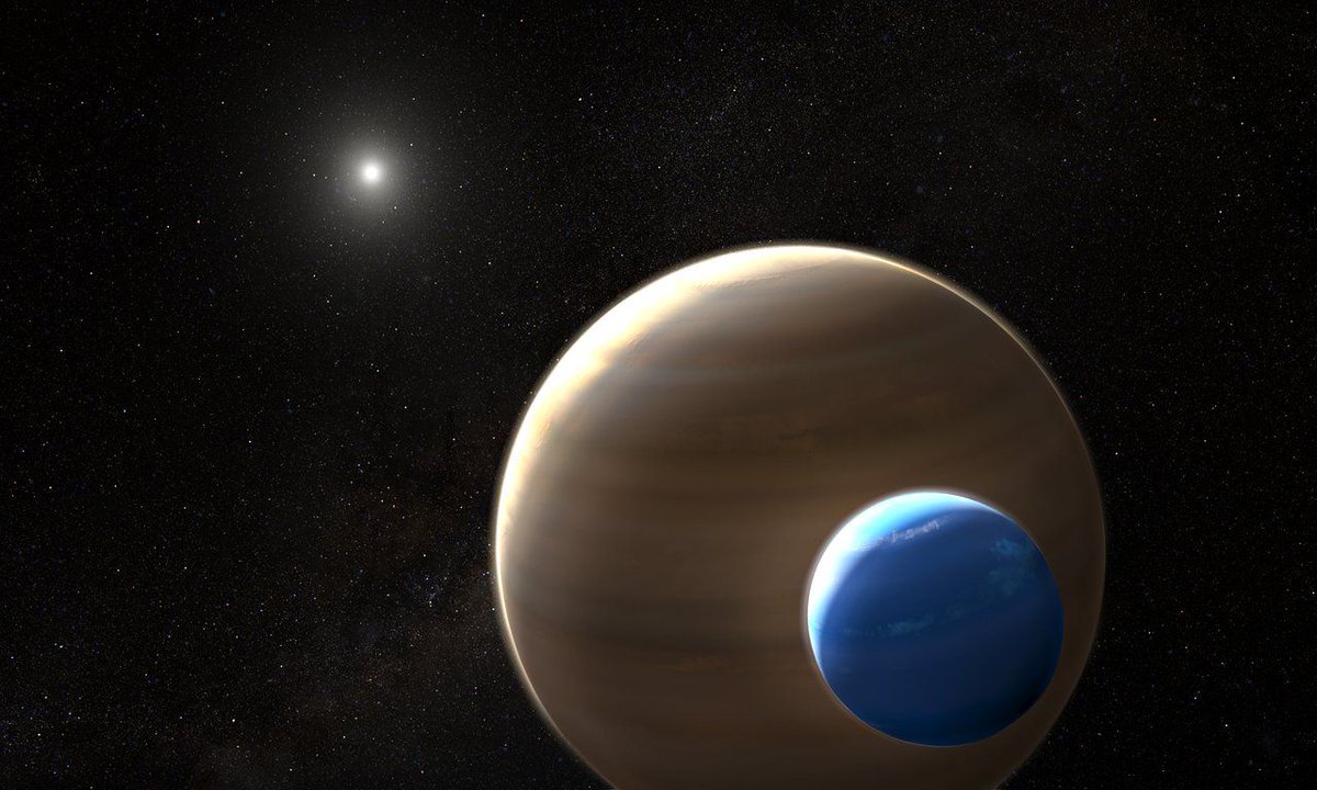 New moon found orbiting giant planet about 8,000 light-years away
