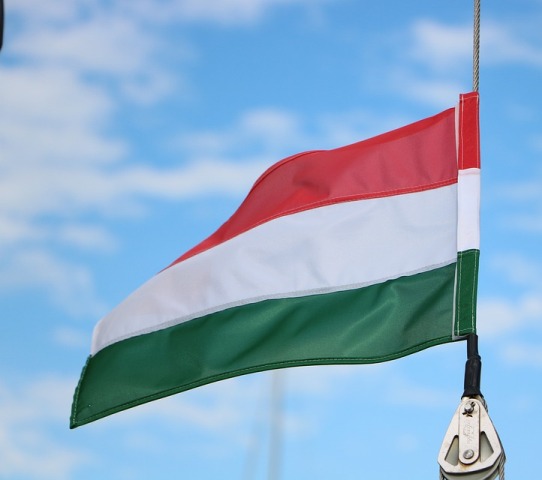 EIB supports cohesion projects in Hungary, commits EUR 400 million