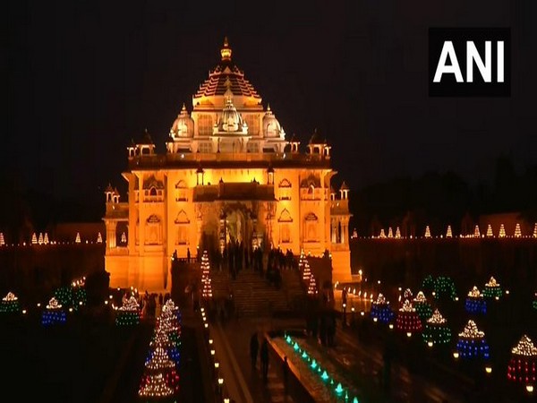 Akshardham Temple visiting hours to be extended from Jan 1-3