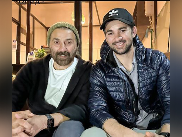 Sunny Deol gives glimpse of 'final reading session' of 'Apne 2' with son Karan Deol 