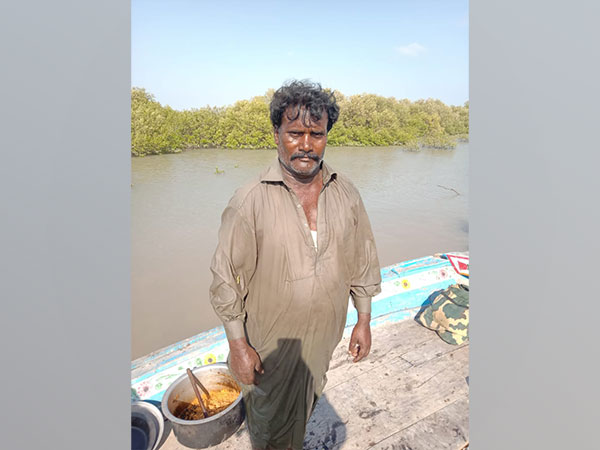 Gujarat: BSF apprehends Pakistani fisherman near Sir Creek