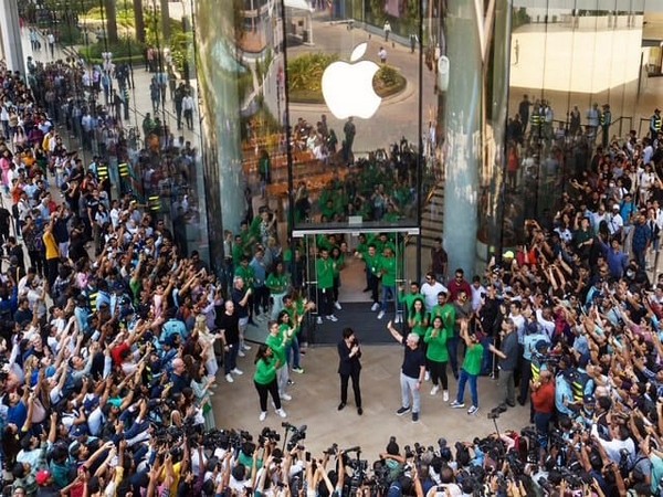 Apple Expands Presence in India with Four New Retail Stores