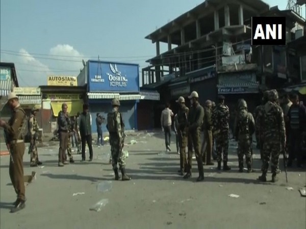 J-K: One dead, 18 injured in grenade attack in Srinagar