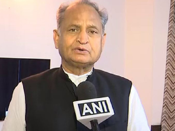 Cong leaders review preparations for rally, Gehlot says people will teach Centre a lesson