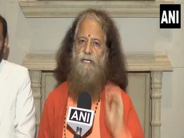 Swami Chidanand Saraswati Calls for Unity Amidst Attack on Canada Hindu Temple