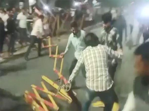 Sikar shootout: Police clash with protesters demanding compensation for victim's kin