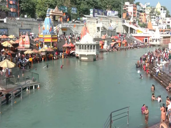 Ganga Water Quality in Haridwar Classified as 'B' Category, Unsuitable for Drinking